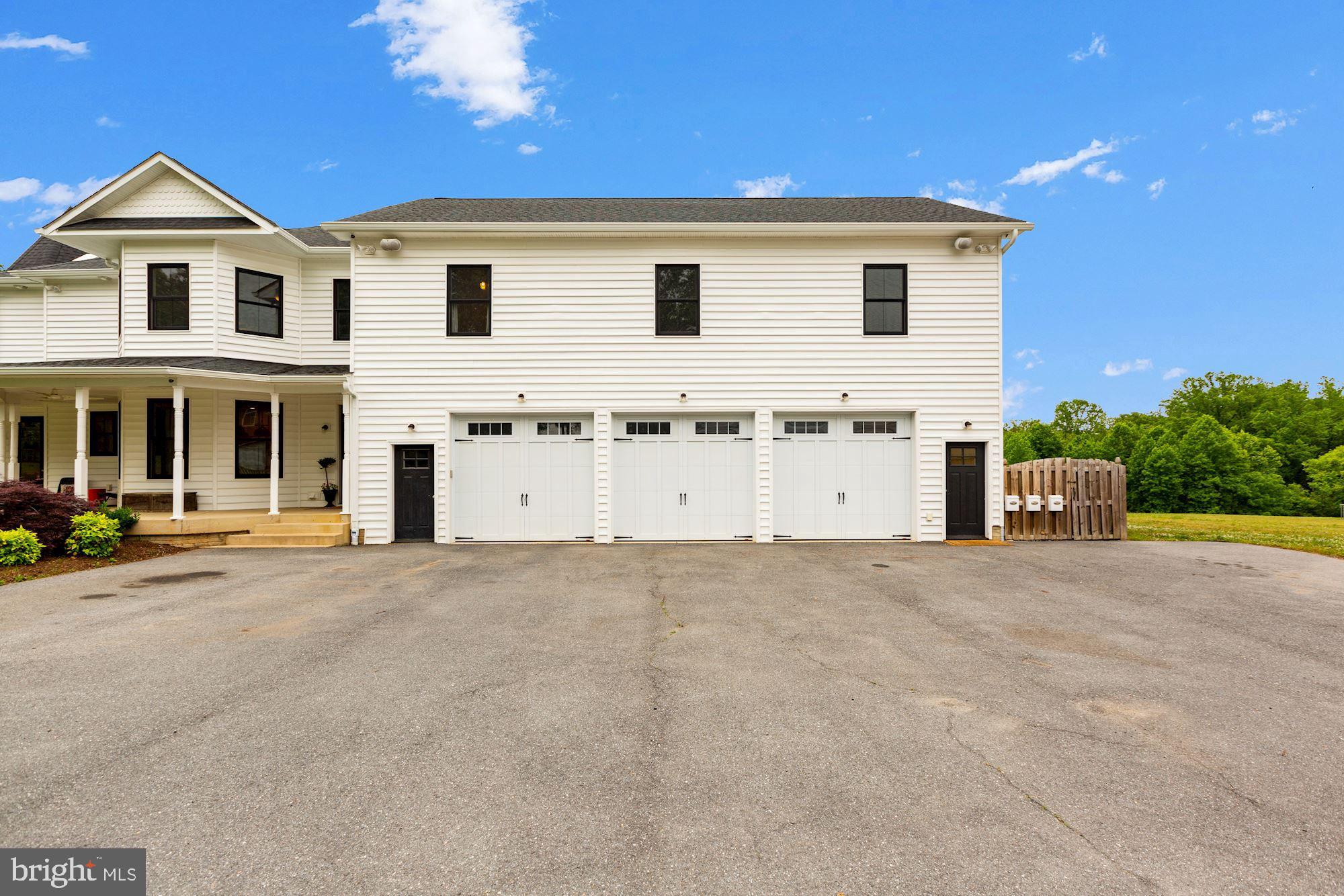 913 Governor Bridge Road Davidsonville, MD 21035 - Photo 85 of 118 3 Car Attached Garage
