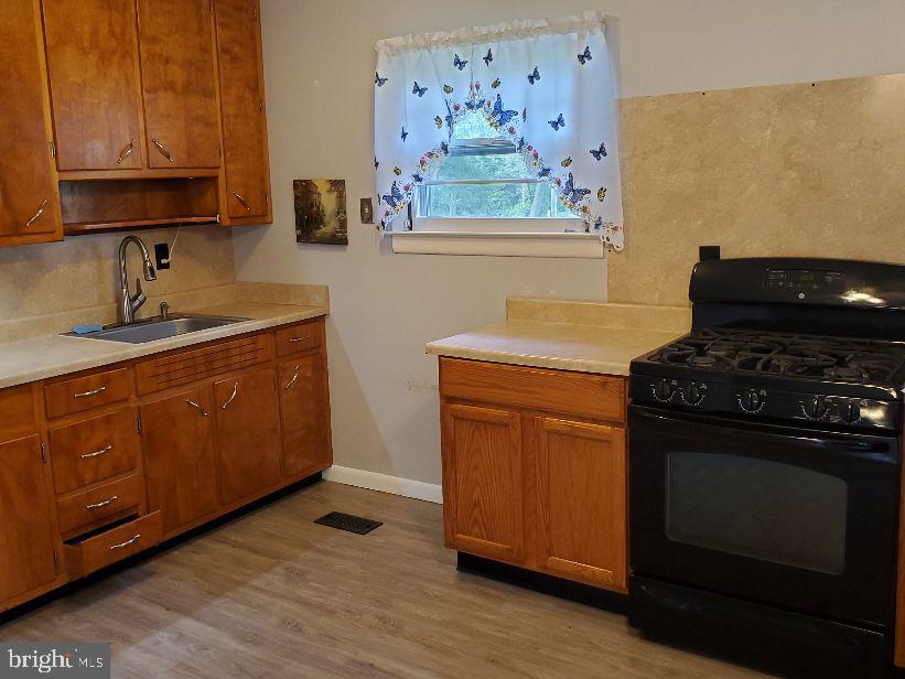 559 Erial Road Sicklerville, NJ 08081 - Photo 13 of 43 Kitchen