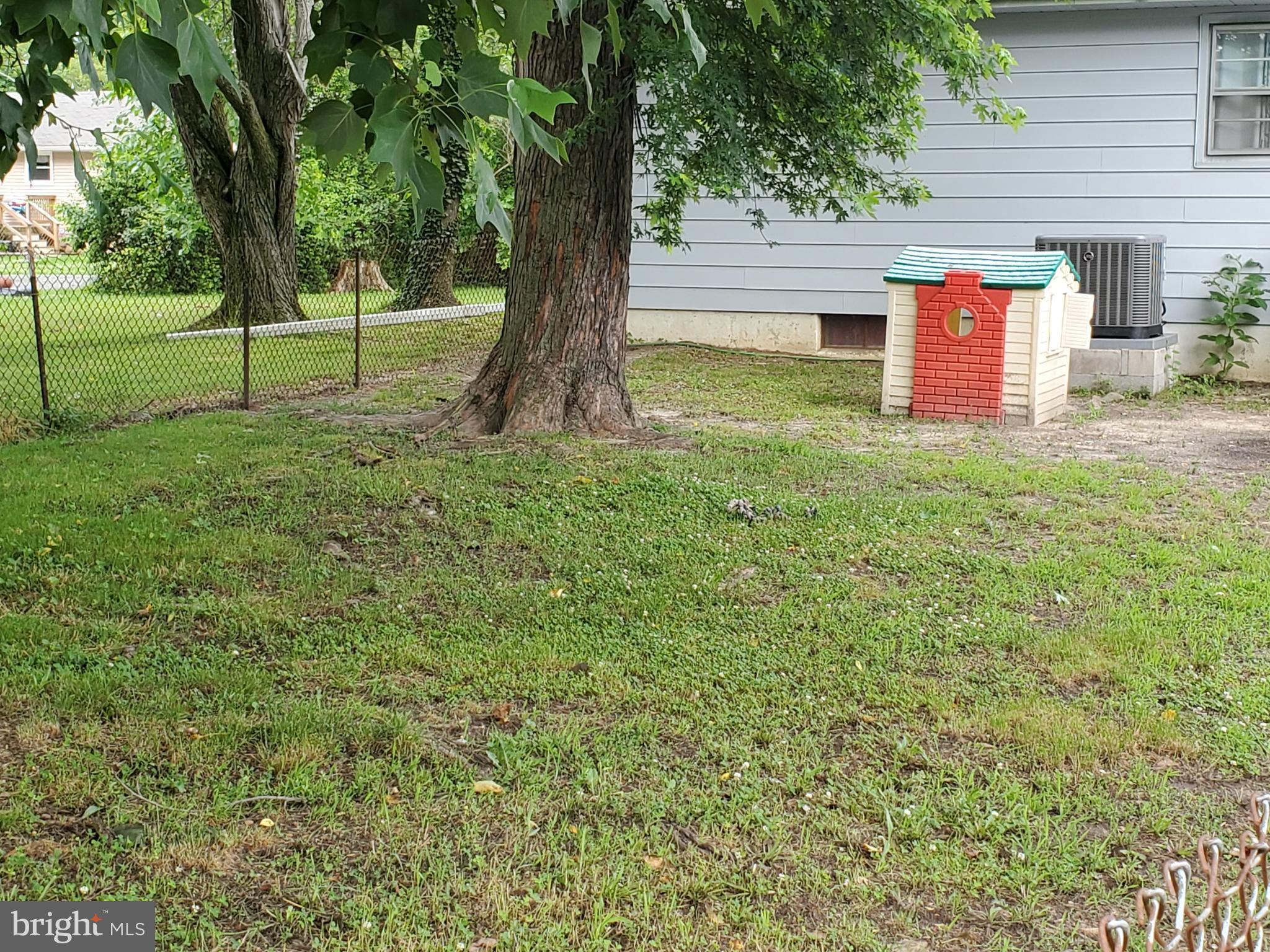 559 Erial Road Sicklerville, NJ 08081 - Photo 33 of 43 Fenced Yard