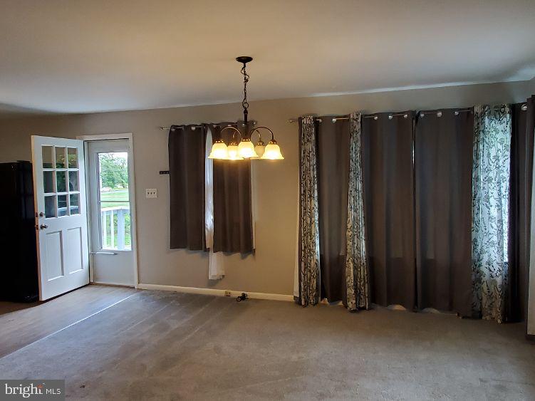 559 Erial Road Sicklerville, NJ 08081 - Photo 7 of 43 Dining Area