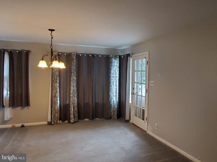 559 Erial Road Sicklerville, NJ 08081 - Photo 8 of 43 Dining Area