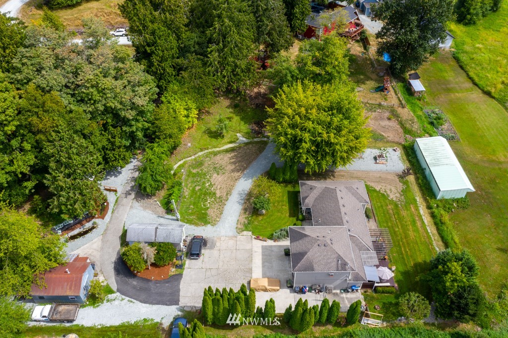 16722 Blodgett Road Mount Vernon, WA 98274 - Photo 34 of 37 an aerial view of a house with a yard