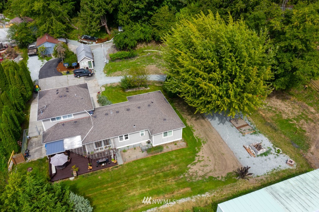16722 Blodgett Road Mount Vernon, WA 98274 - Photo 37 of 37 an aerial view of a house with a yard