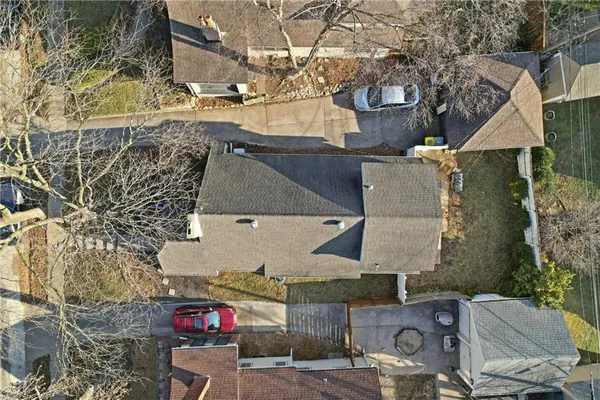 $425,000 | 309 East 69th Street, Kansas City, MO 64113