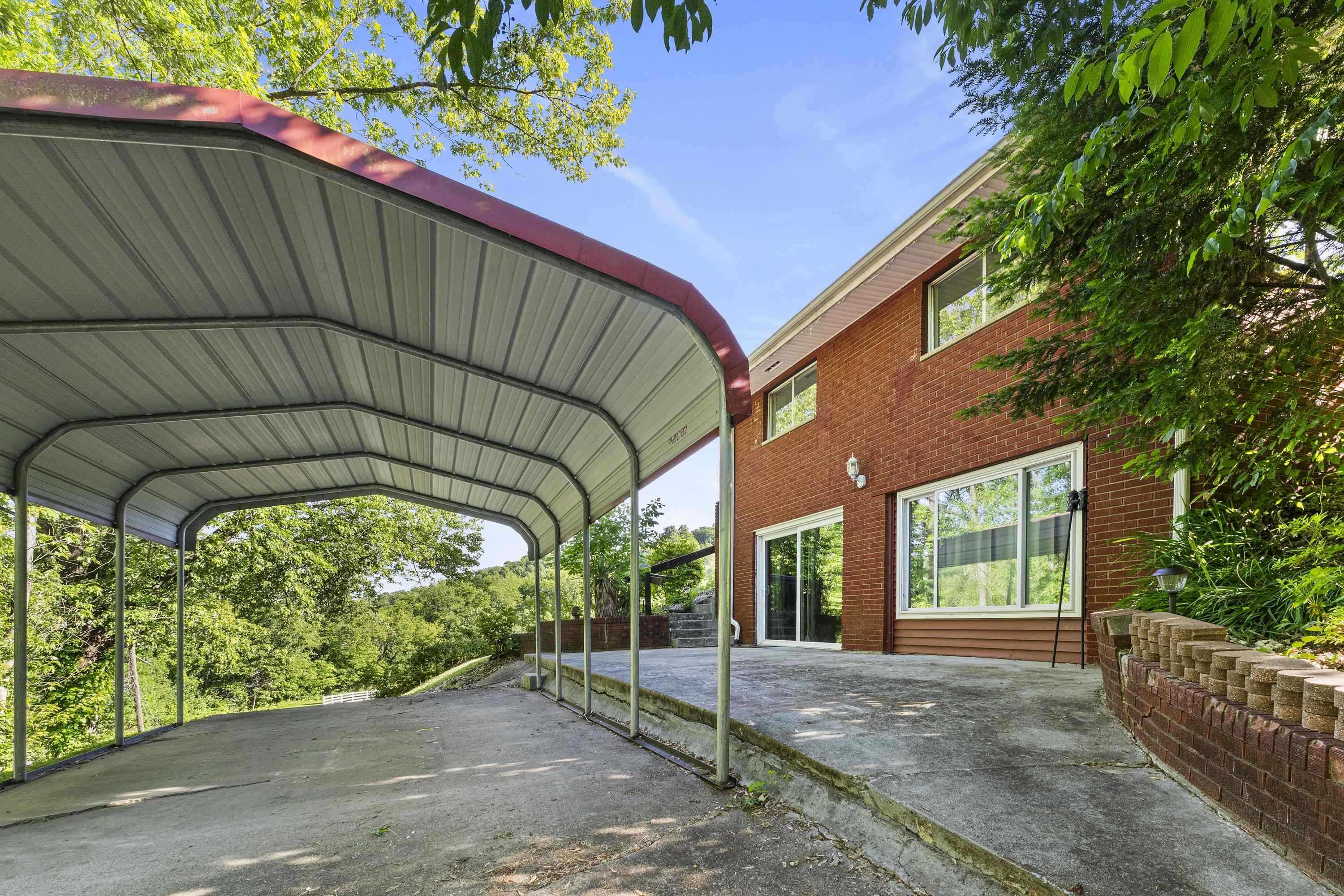 844 Bellefonte Princess Road Ashland, KY 41102 - Photo 4 of 34