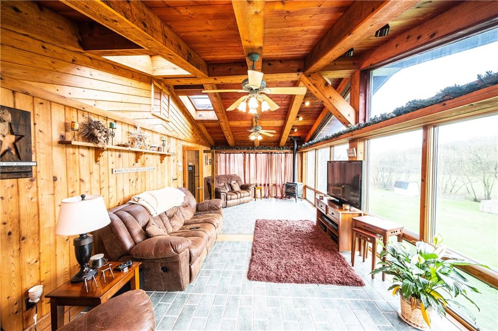 216 Jones Road Cabot, PA 16023 - Photo 14 of 25