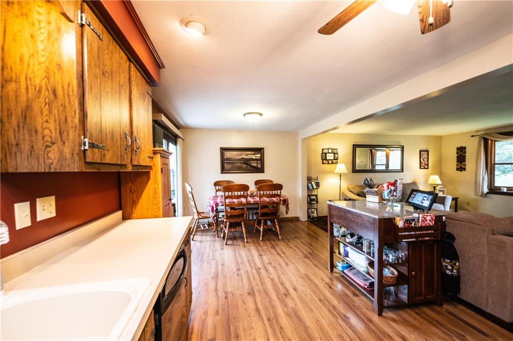 216 Jones Road Cabot, PA 16023 - Photo 4 of 25