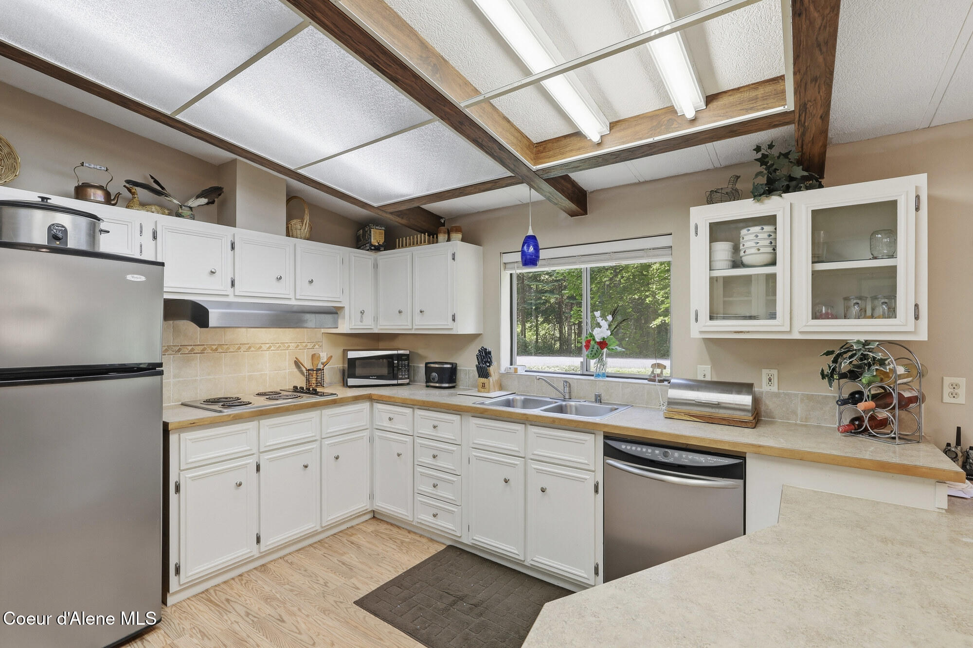13118 Hellroaring Road Athol, ID 83801 - Photo 9 of 46 Kitchen