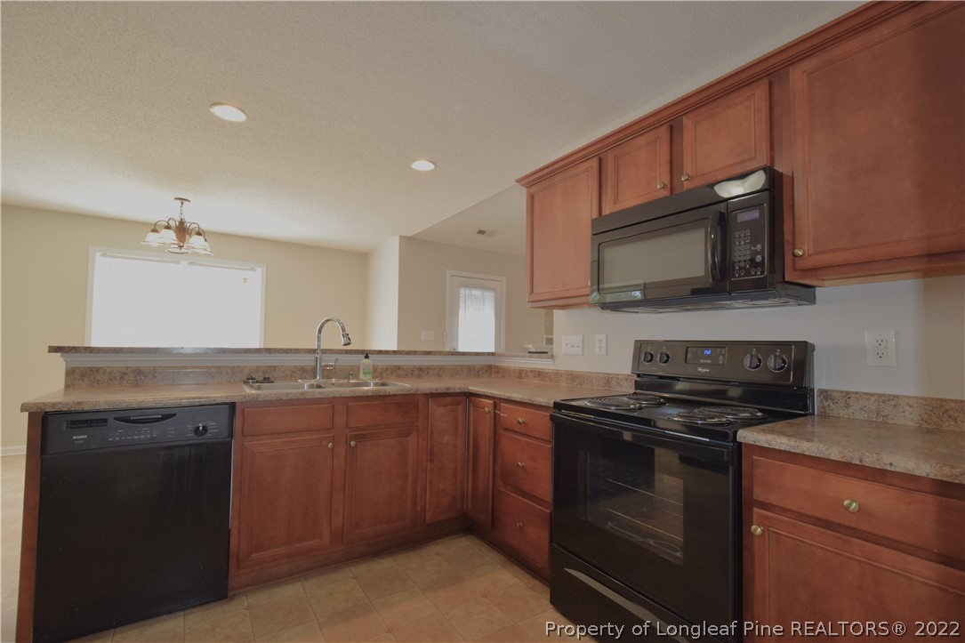 1100 Bramblegate Road Hope Mills, NC 28348 - Photo 28 of 47 Gallery Image 28