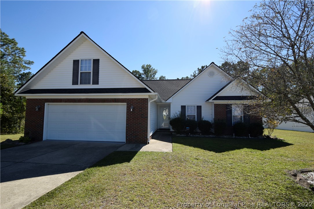 1100 Bramblegate Road Hope Mills, NC 28348 - Photo 3 of 47 Gallery Image 3
