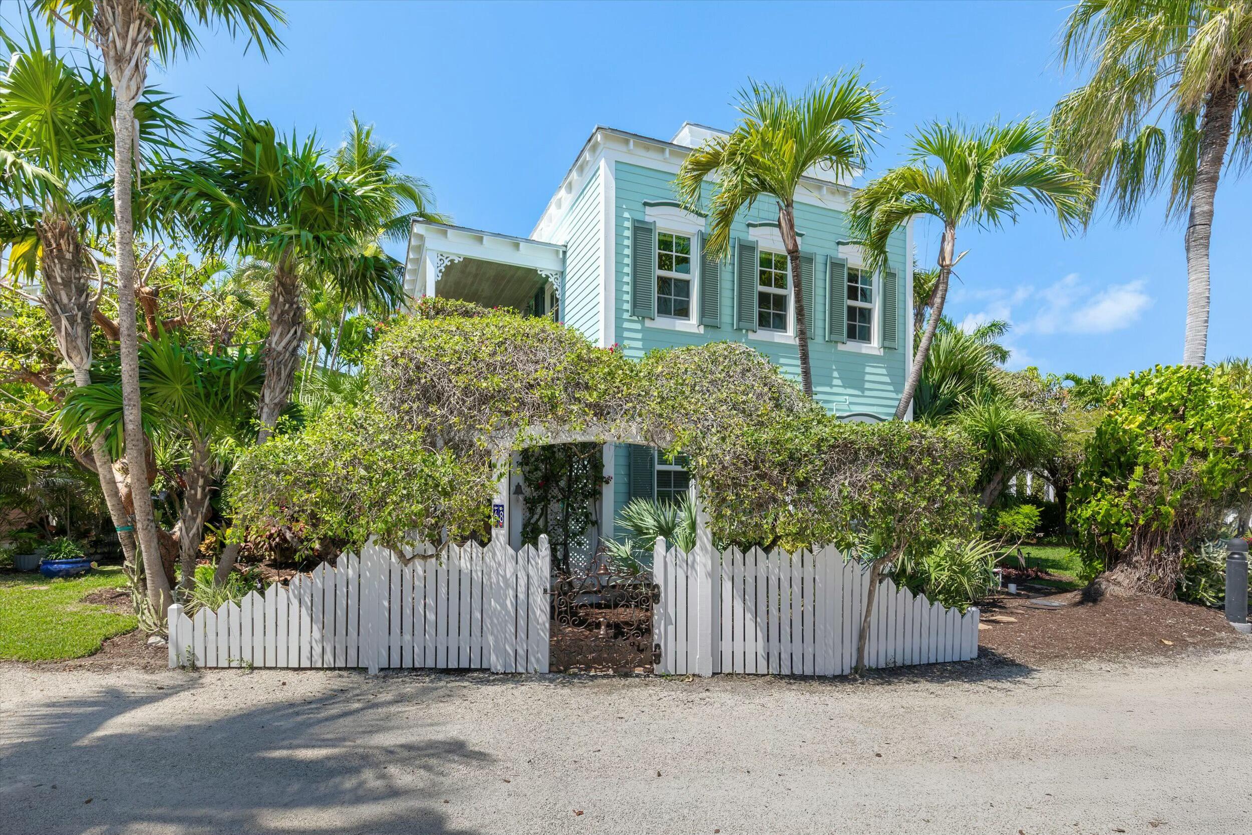 68 Sunset Key Drive Key West, FL 33040 - Photo 9 of 69 tempImageXbePDU