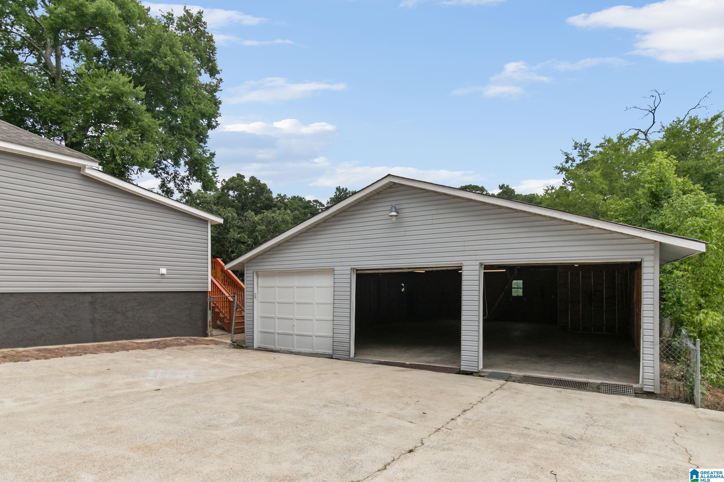 4504 Middle Street Mulga, AL 35118 - Photo 5 of 43