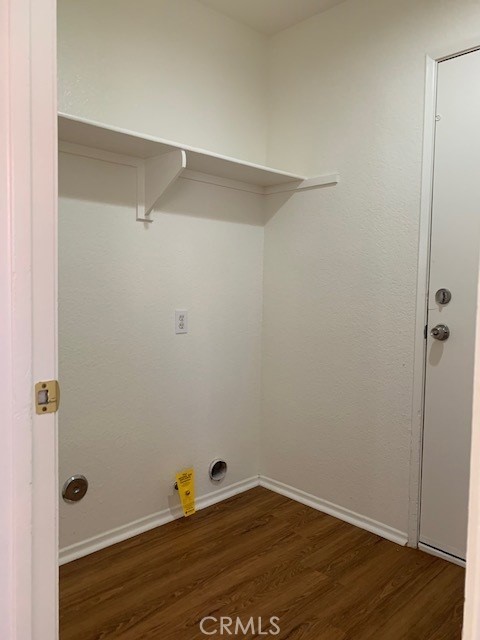 14813 Carter Road Victorville, CA 92394 - Photo 24 of 24 laundry Area