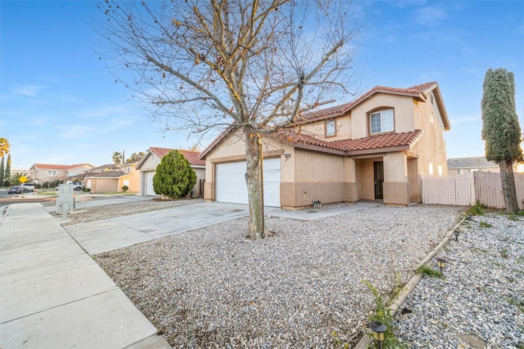 14813 Carter Road Victorville, CA 92394 - Photo 5 of 74