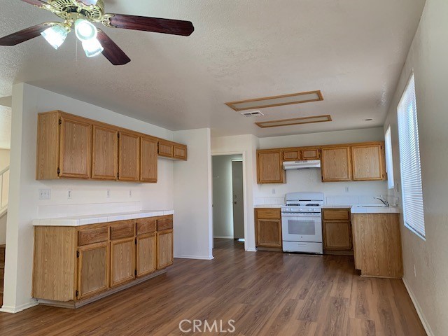 14813 Carter Road Victorville, CA 92394 - Photo 6 of 24