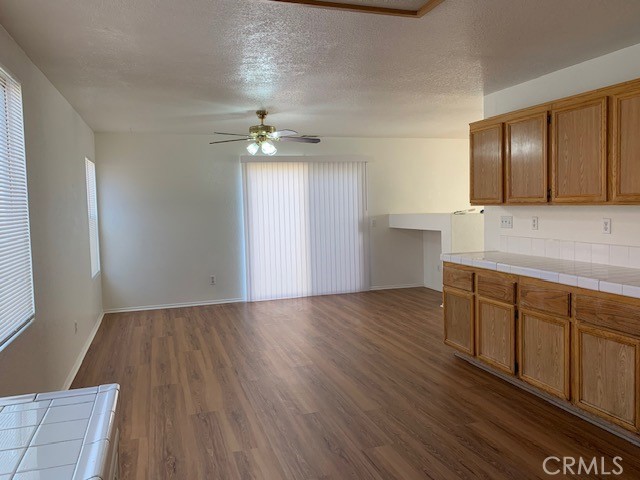 14813 Carter Road Victorville, CA 92394 - Photo 7 of 24