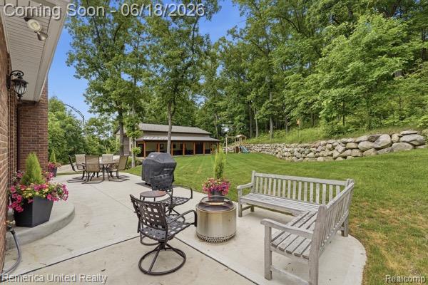 3175 Kensington Road Milford, MI 48380 - Photo 4 of 49