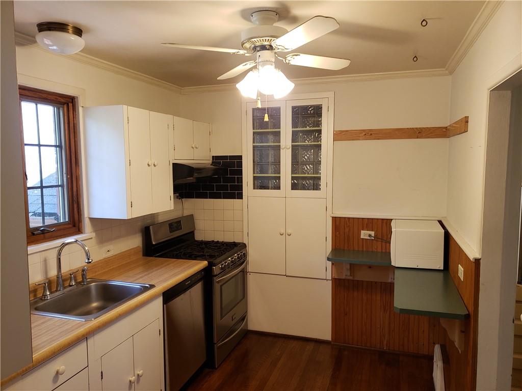 148 Spring Grove Road Pittsburgh, PA 15235 - Photo 11 of 23 Gallery Image 11