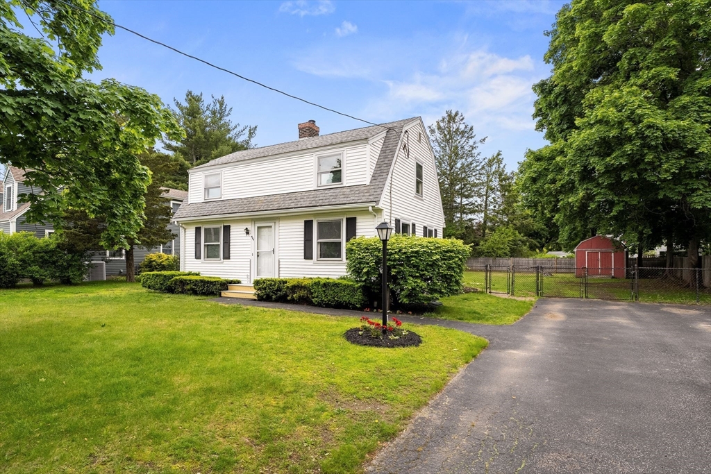 464 Ralph Talbot Street Weymouth, MA 02190 - Photo 1 of 33 Gallery Image 1