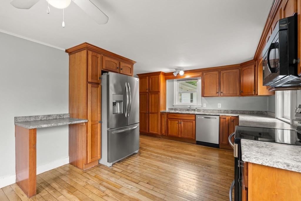 464 Ralph Talbot Street Weymouth, MA 02190 - Photo 15 of 33 Gallery Image 15