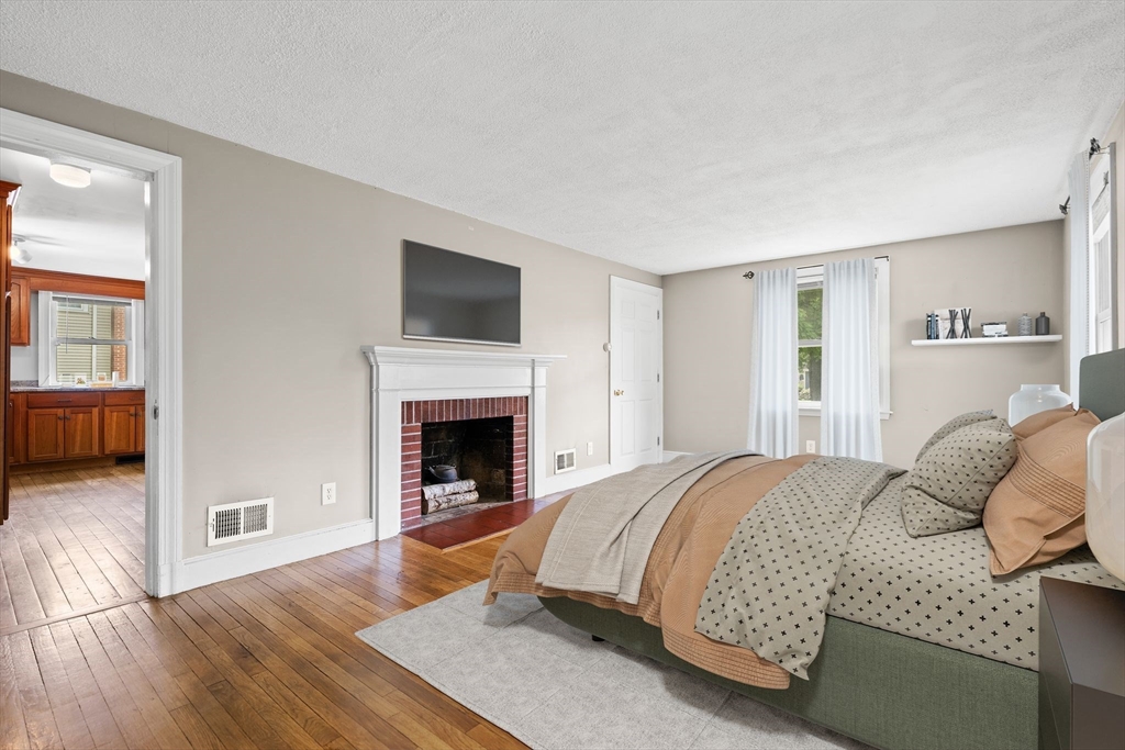 464 Ralph Talbot Street Weymouth, MA 02190 - Photo 17 of 33 Gallery Image 17