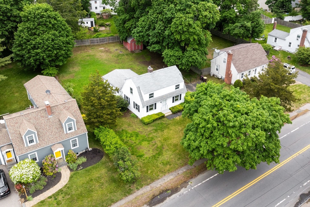 464 Ralph Talbot Street Weymouth, MA 02190 - Photo 5 of 33 Gallery Image 5