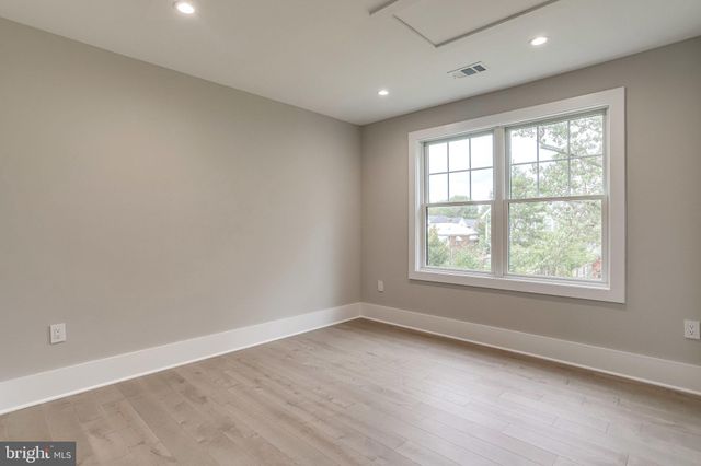 $1,500,000 | 5243 North Carlin Springs Road, Arlington, VA 22203