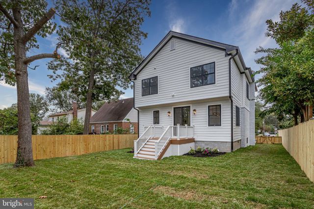 $1,500,000 | 5243 North Carlin Springs Road, Arlington, VA 22203