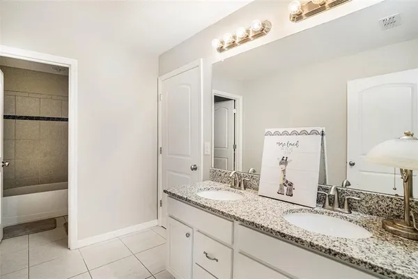 $430,000 | 11882 Thicket Wood Drive, Riverview, FL 33579