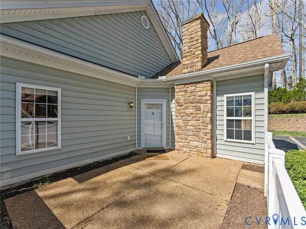 $350,000 | 14116 Norwood Pond Lane, Midlothian, VA 23112