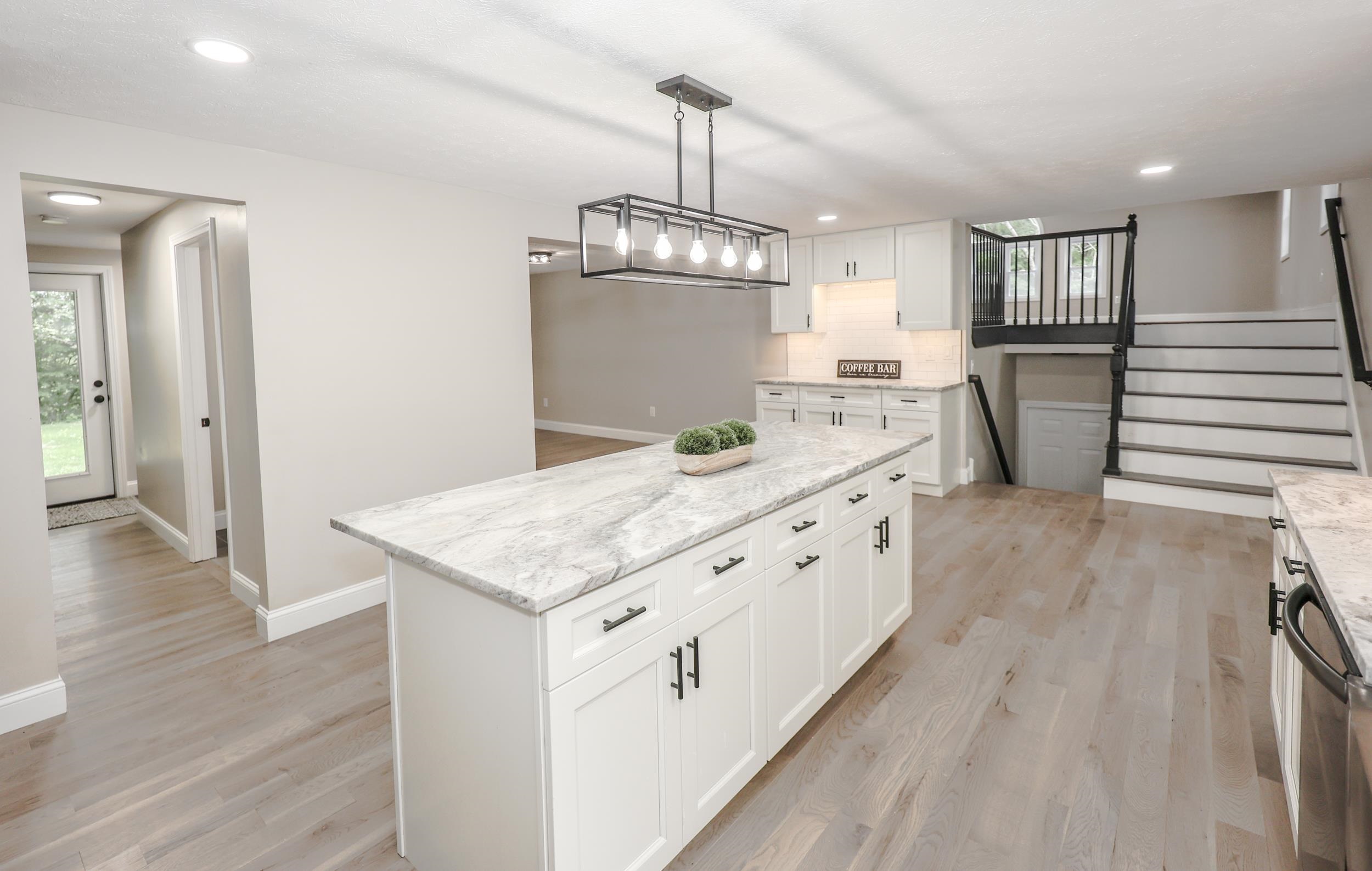 157 Hooksett Road Auburn, NH 03032 - Photo 11 of 48 Gallery Image 11