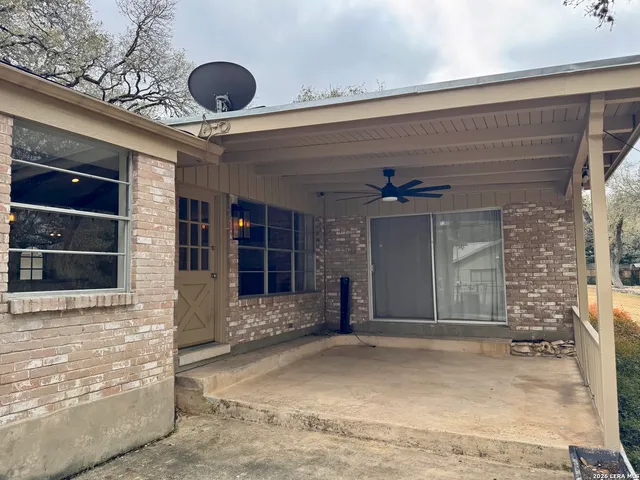 $3,200 | 131 Canyon Oaks Drive, Hollywood Park, TX 78232