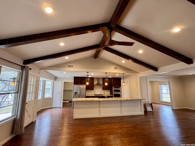 $3,200 | 131 Canyon Oaks Drive, Hollywood Park, TX 78232