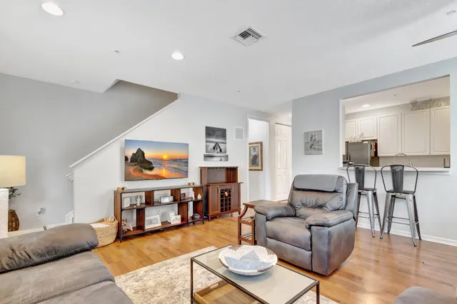 $3,500 | 4320 Blowing Point Place, Jupiter, FL 33458