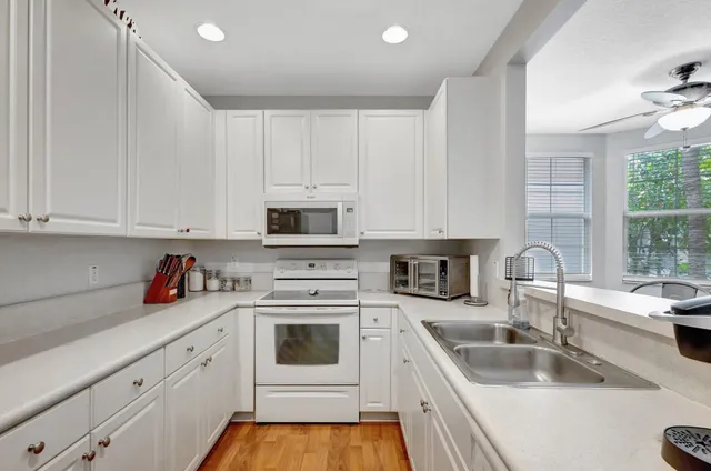 $3,500 | 4320 Blowing Point Place, Jupiter, FL 33458