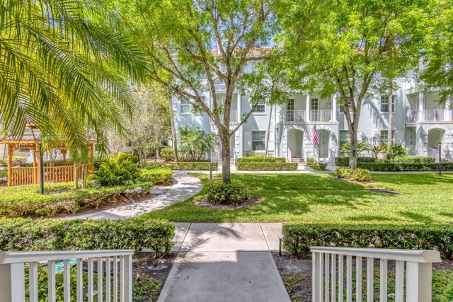 $3,500 | 4320 Blowing Point Place, Jupiter, FL 33458