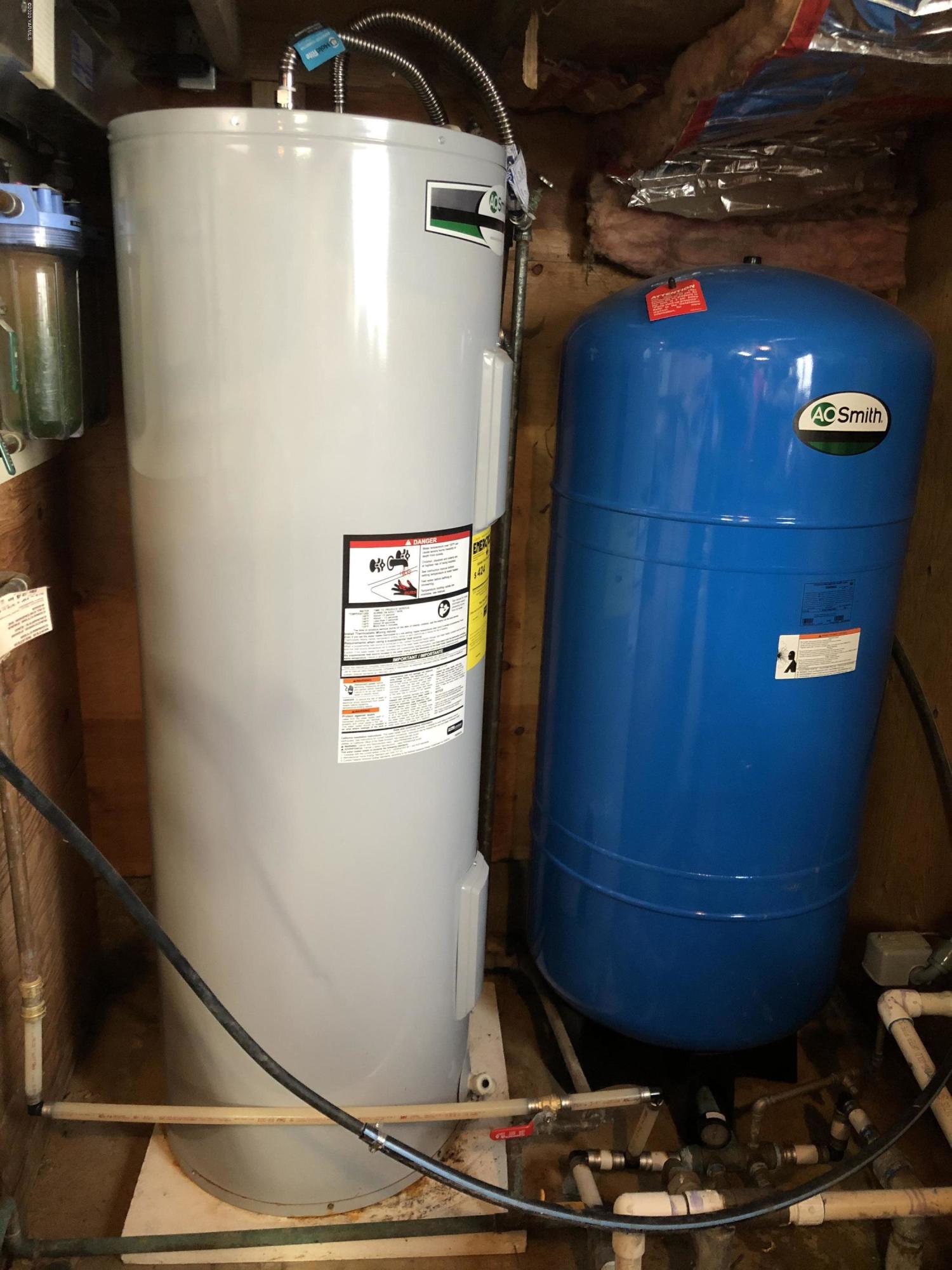 162 Schut Road Moxee, WA 98936 - Photo 28 of 31 New Water heater