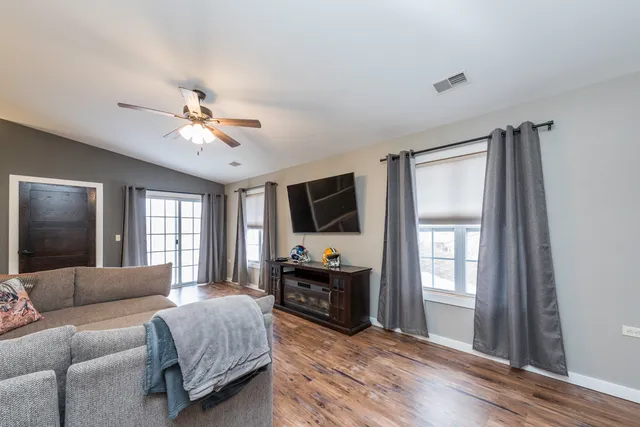 $249,900 | 25151 87th Street, Unit 5, Salem, WI 53168