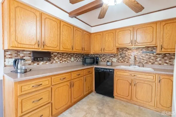 $260,000 | 6124 Vance Avenue, Fort Wayne, IN 46815