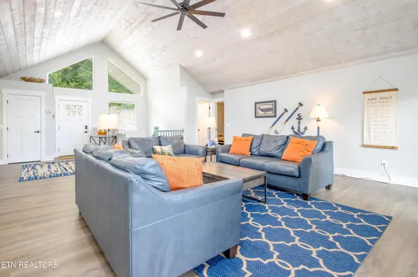 $1,410,000 | 734 Waterfront Trail, La Follette, TN 37766