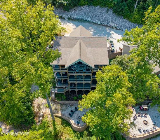 $1,410,000 | 734 Waterfront Trail, La Follette, TN 37766