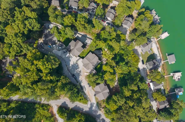 $1,410,000 | 734 Waterfront Trail, La Follette, TN 37766