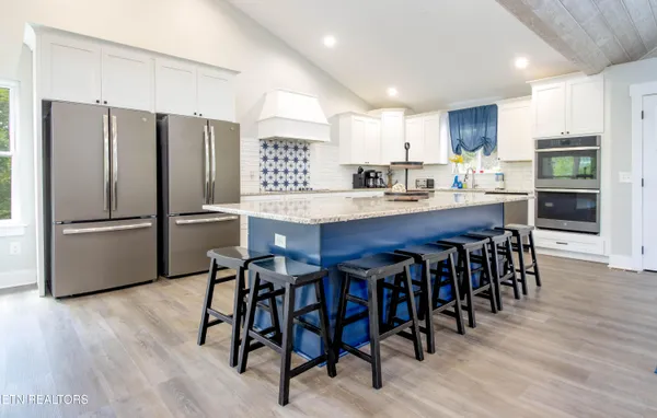 $1,410,000 | 734 Waterfront Trail, La Follette, TN 37766