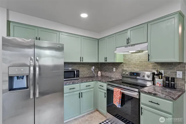 $512,000 | 17930 Littlerock Road Southwest, Rochester, WA 98579