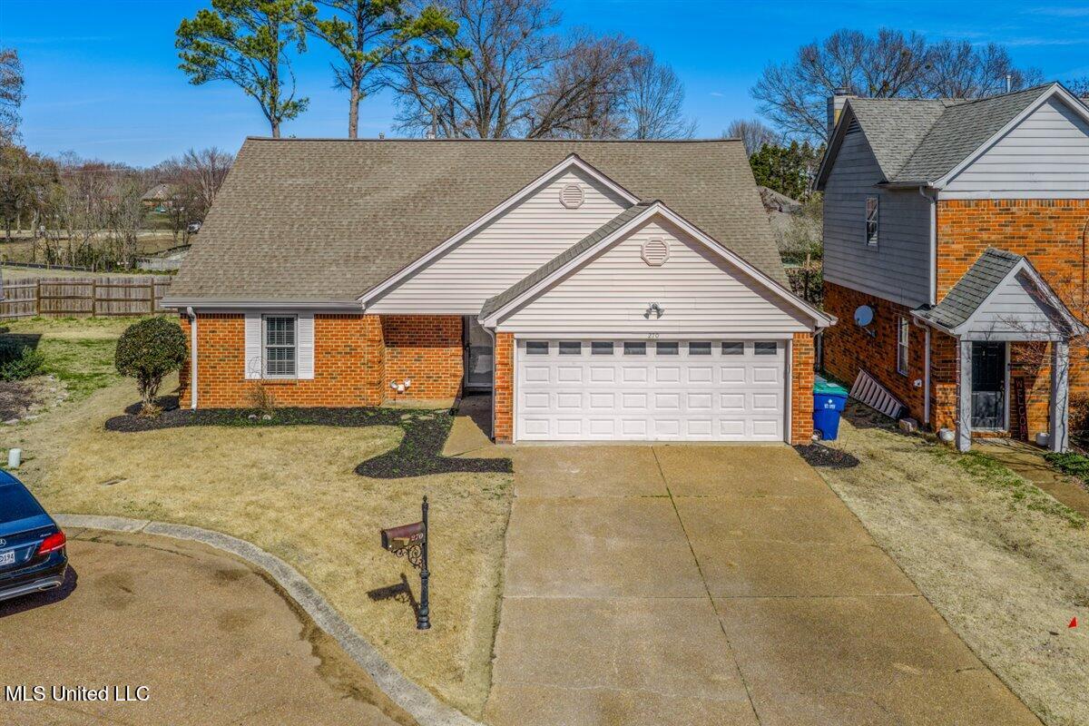 270 Gaslight Cove Hernando, MS 38632 - Photo 13 of 16 Front view