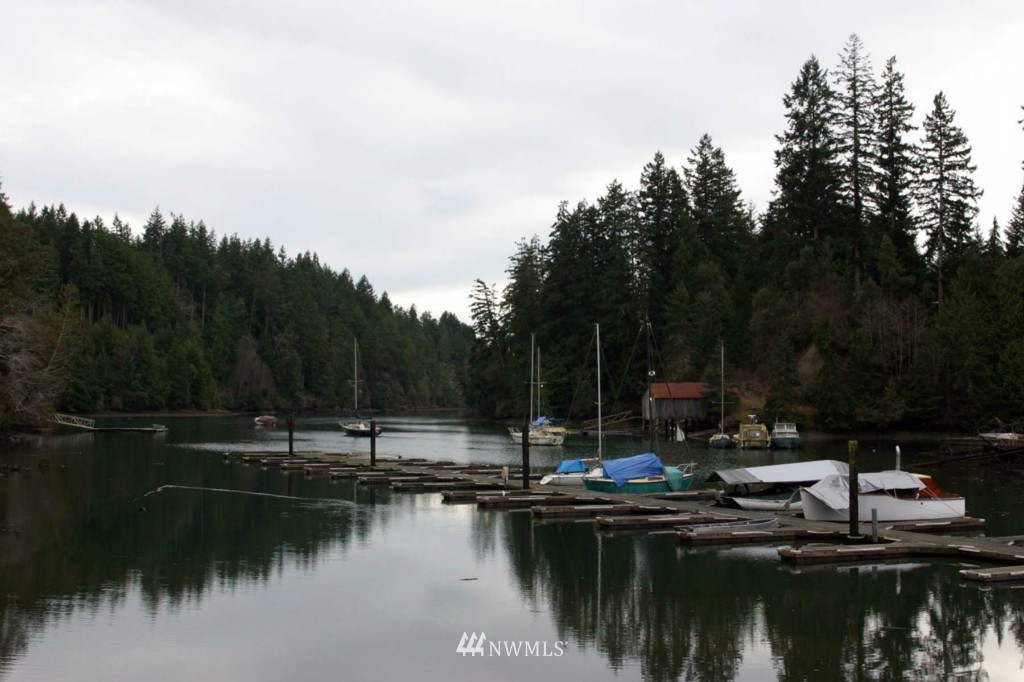 231 Hazel Point Road Quilcene, WA 98376 - Photo 10 of 17 Gallery Image 10