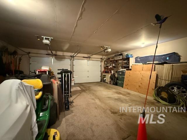 848 Jonathan Road Weiser, ID 83672 - Photo 14 of 42 View of garage