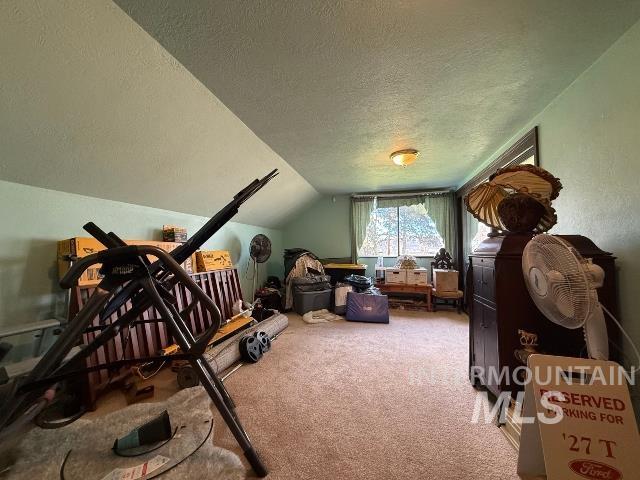 848 Jonathan Road Weiser, ID 83672 - Photo 21 of 42 Additional living space with light carpet