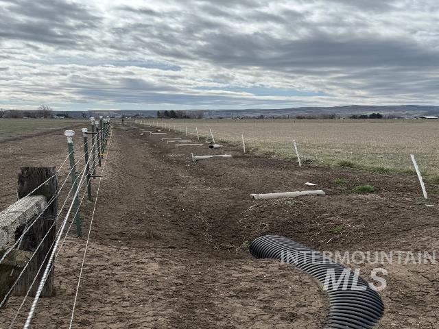 848 Jonathan Road Weiser, ID 83672 - Photo 40 of 42 View of yard with a view of countryside