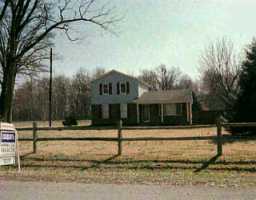 5017 Cane Run Road Louisville, KY 40216 - Photo 1 of 1 Primary Photo